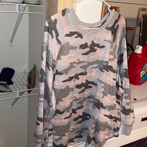 Secret treasures light sweater top